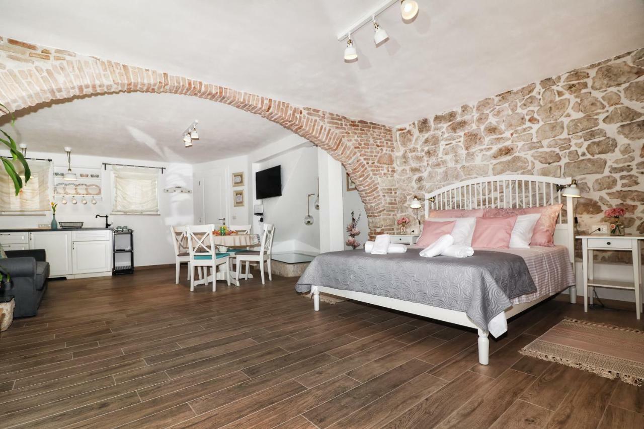 Cozy Apartment Mari Rovinj Bagian luar foto